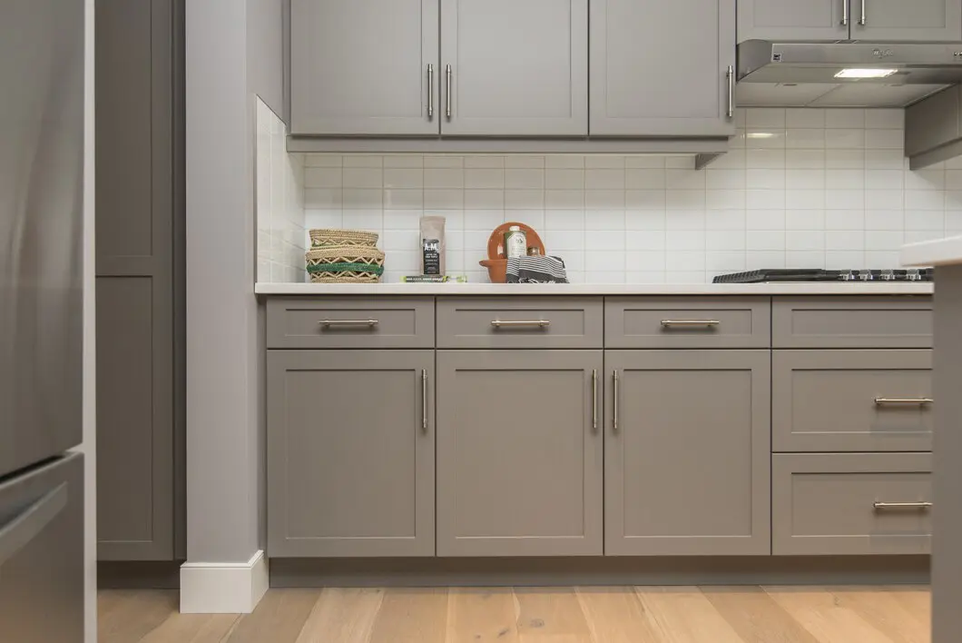 kitchen cabinet